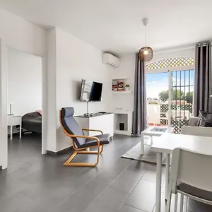  Apartamento 1 Bedroom In Verano Azul, Free Wi-fi España