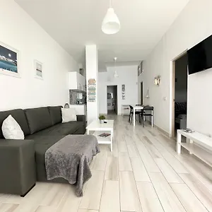  Apartamento Sol En El Centro Del Cotillo, 1 Minuto De La Playa, 2 Habitaciones, Terraza Y Wifi España